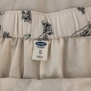 Old navy size XL skirt!